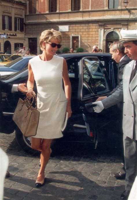 gucci purse diana|princess diana Gucci bag.